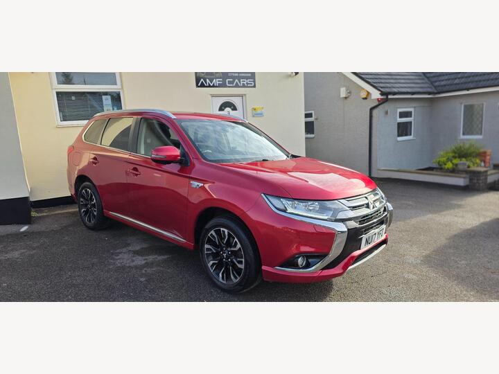 Mitsubishi Outlander 2.0h 12kWh 4h CVT 4WD Euro 6 (s/s) 5dr Mitsubishi Outlander 2.0h 12kWh 4h CVT 4WD Euro 6 (s/s) 5dr