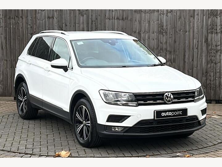 Volkswagen Tiguan 1.4 TSI SE Navigation DSG 4Motion Euro 6 (s/s) 5dr Volkswagen Tiguan 1.4 TSI SE Navigation DSG 4Motion Euro 6 (s/s) 5dr
