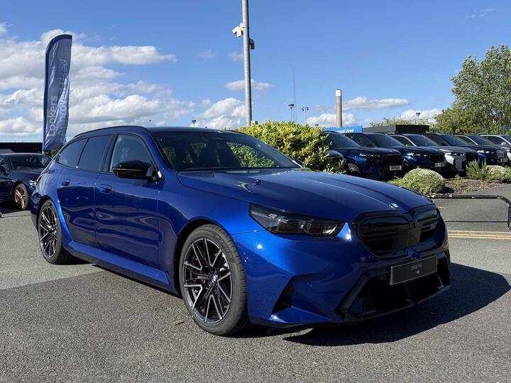 BMW M5 4.4 22.1kWh Touring Steptronic XDrive Euro 6 (s/s) 5dr