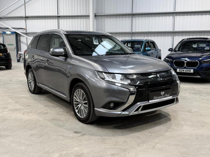 Mitsubishi Outlander 2.4h TwinMotor 13.8kWh Design CVT 4WD Euro 6 (s/s) 5dr