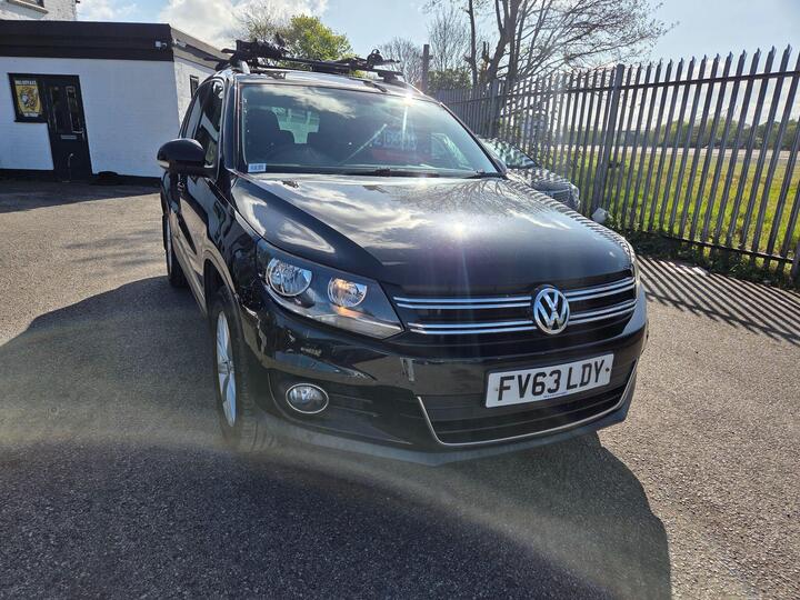 Volkswagen Tiguan 2.0 TDI BlueMotion Tech SE 4WD Euro 5 (s/s) 5dr