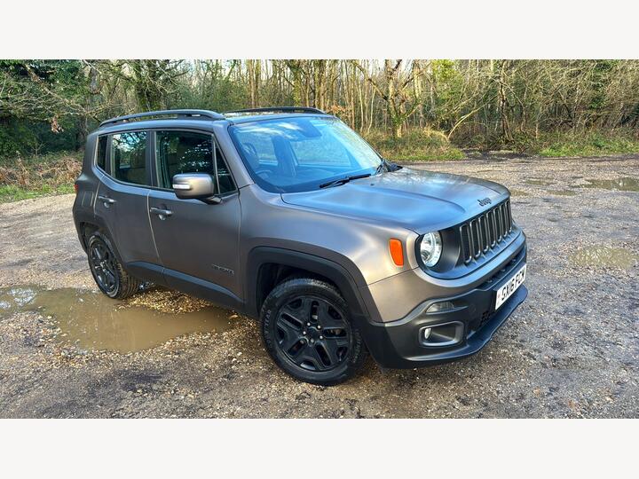 Jeep Renegade 1.6 MultiJetII Night Eagle Euro 6 (s/s) 5dr Jeep Renegade 1.6 MultiJetII Night Eagle Euro 6 (s/s) 5dr