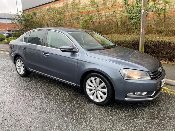Volkswagen Passat 2.0 TDI BlueMotion Tech Highline Euro 5 (s/s) 4dr