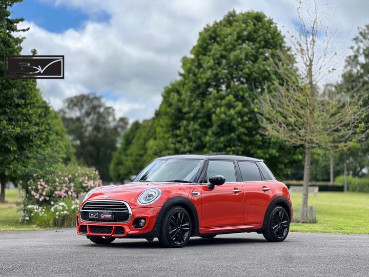 MINI Hatch 1.5 Cooper Sport Steptronic Euro 6 (s/s) 5dr