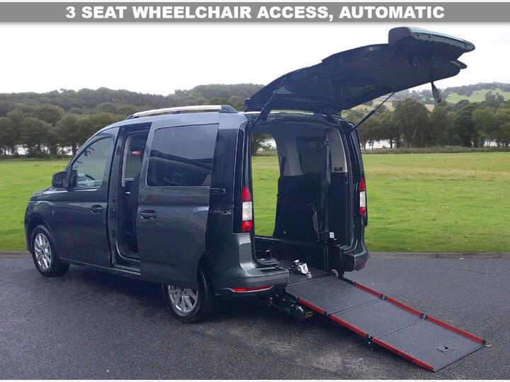 Ford TOURNEO CONNECT 2.0 EcoBlue Titanium DCT Euro 6 (s/s) 5dr