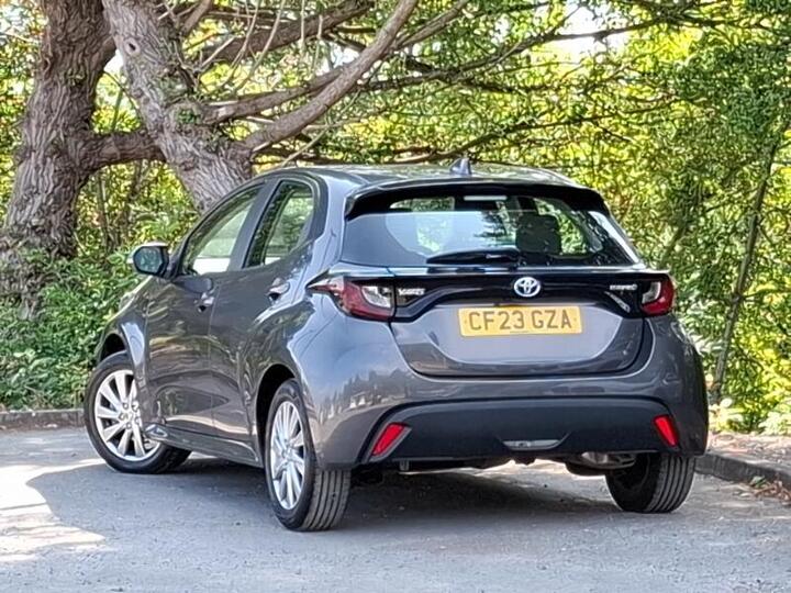 Toyota Yaris 1.5 VVT-h Icon E-CVT Euro 6 (s/s) 5dr