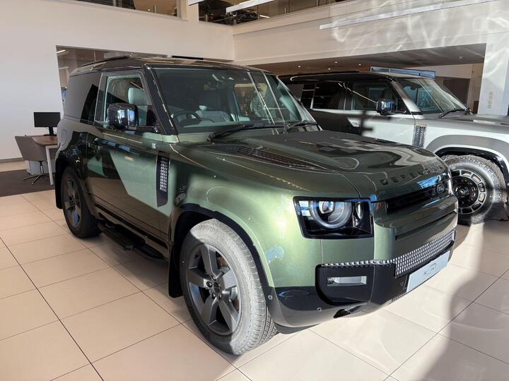 Land Rover Defender 90 3.0 D250 MHEV X-Dynamic SE Auto 4WD Euro 6 (s/s) 3dr