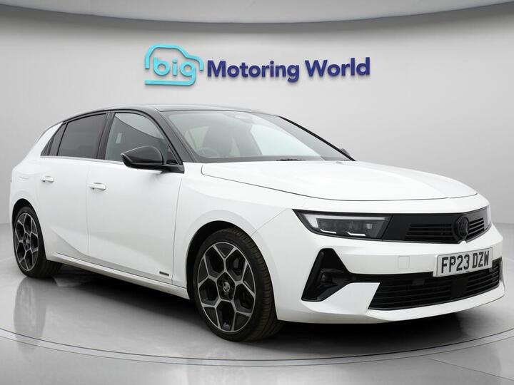 Vauxhall Astra 1.6 12.4kWh Ultimate Auto Euro 6 (s/s) 5dr