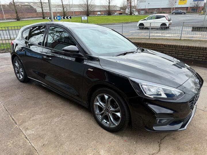Ford Focus 1.0T EcoBoost ST-Line Euro 6 (s/s) 5dr