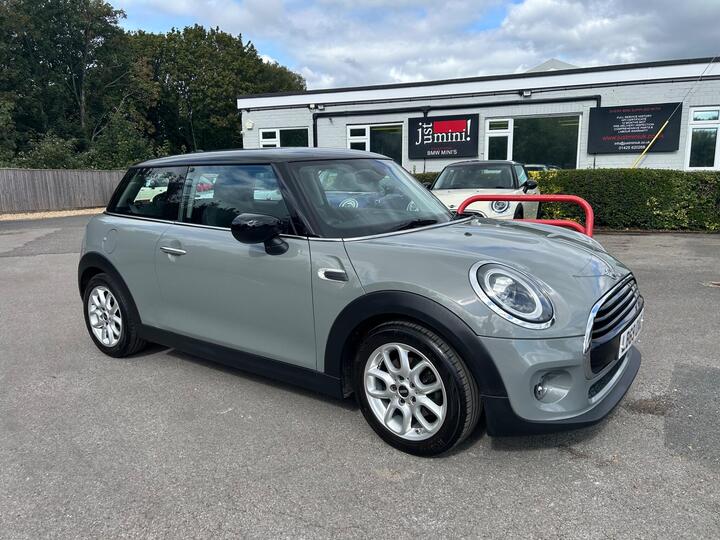 MINI Hatch 1.5 Cooper Classic Euro 6 (s/s) 3dr