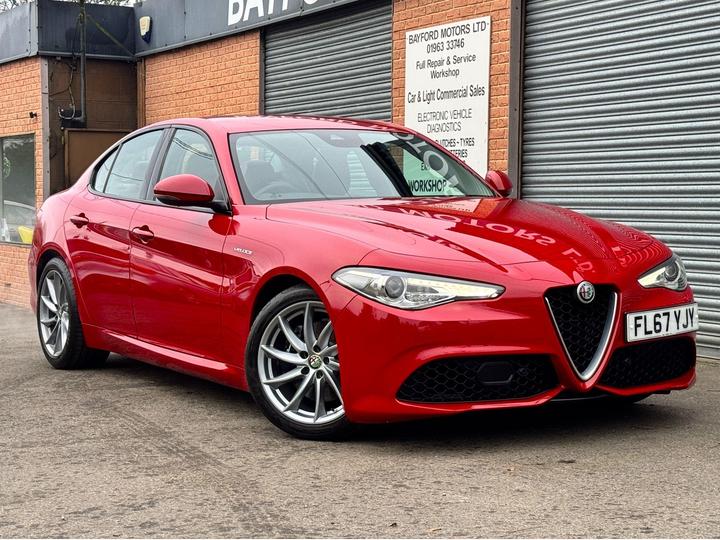 Alfa Romeo Giulia 2.0T Veloce Auto Euro 6 (s/s) 4dr