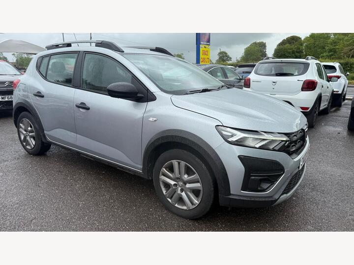 Dacia Sandero Stepway 1.0 TCe Essential Euro 6 (s/s) 5dr