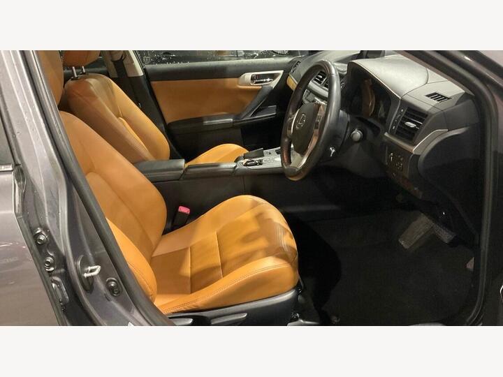 Lexus CT 1.8 200h Advance CVT Euro 5 (s/s) 5dr