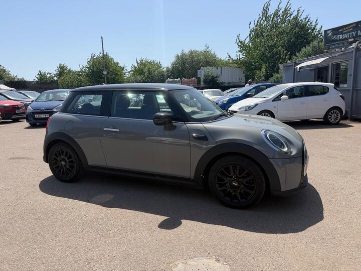 MINI Hatch 1.5 Cooper Classic Steptronic Euro 6 (s/s) 3dr