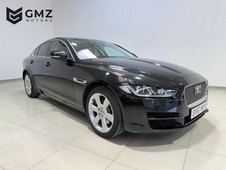 Jaguar XE 2.0i Portfolio Auto AWD Euro 6 (s/s) 4dr
