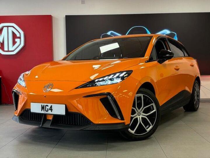 MG MG4 64kWh Trophy Long Range Auto 5dr