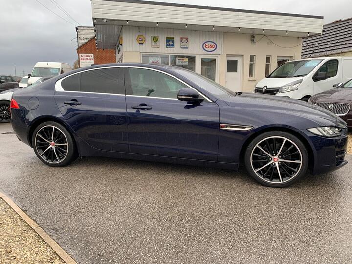 Jaguar XE 2.0i GPF Prestige Auto Euro 6 (s/s) 4dr