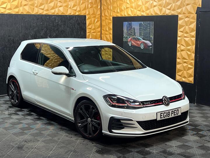 Volkswagen Golf 2.0 TSI GTI Euro 6 (s/s) 3dr
