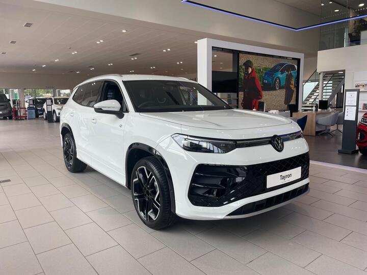 Volkswagen Tayron 1.5 ETSI MHEV R-Line DSG Euro 6 (s/s) 5dr