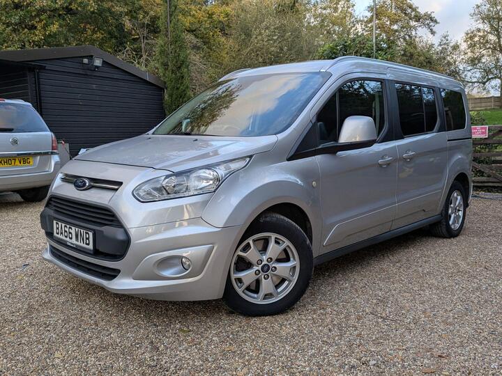 Ford Grand Tourneo Connect 1.5 TDCi Titanium Euro 6 (s/s) 5dr Ford Grand Tourneo Connect 1.5 TDCi Titanium Euro 6 (s/s) 5dr