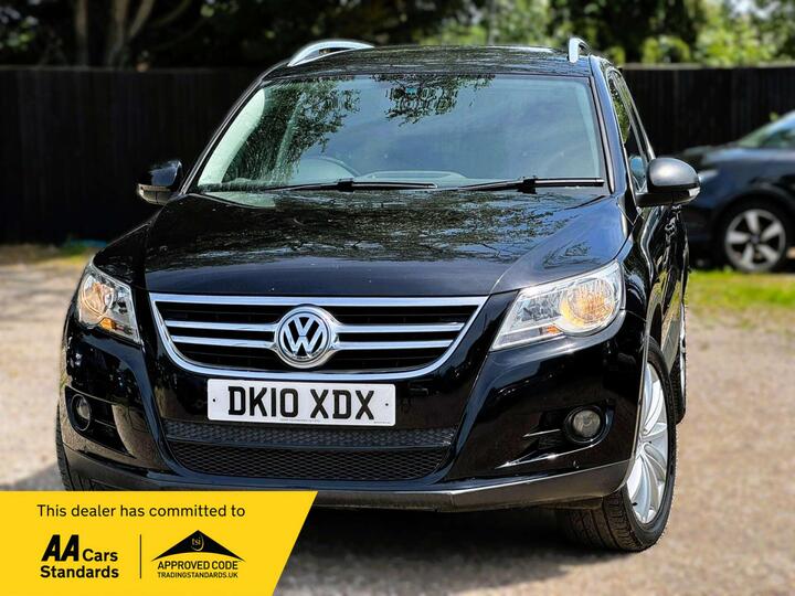 Volkswagen TIGUAN 2.0 TDI Sport Auto 4WD Euro 5 5dr