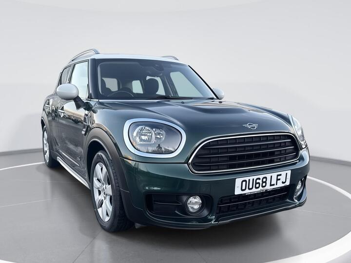 MINI Countryman 2.0 Cooper D ALL4 Euro 6 (s/s) 5dr MINI Countryman 2.0 Cooper D ALL4 Euro 6 (s/s) 5dr