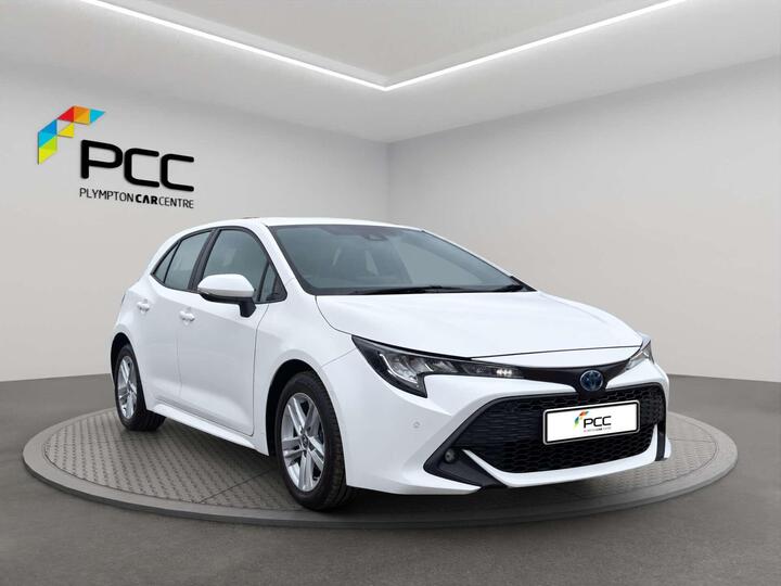 Toyota Corolla 1.8 VVT-h Icon Tech CVT Euro 6 (s/s) 5dr