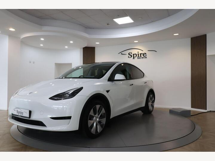 Tesla Model Y Auto RWD 5dr