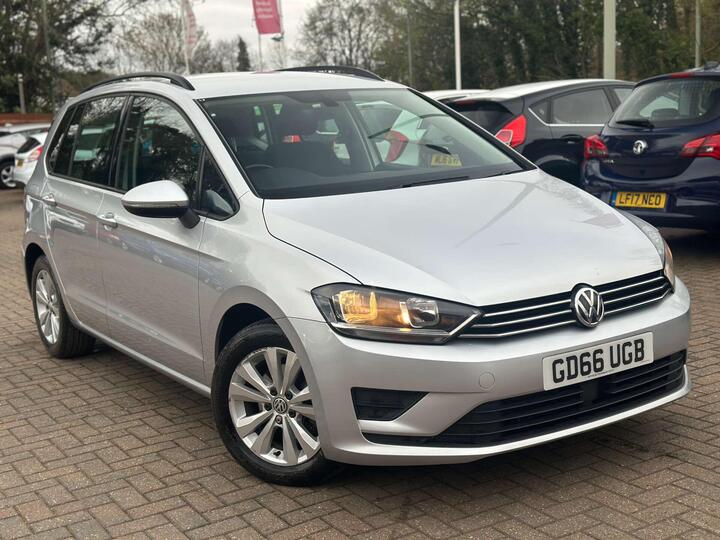 Volkswagen GOLF SV 1.4 TSI BlueMotion Tech SE DSG Euro 6 (s/s) 5dr Volkswagen GOLF SV 1.4 TSI BlueMotion Tech SE DSG Euro 6 (s/s) 5dr