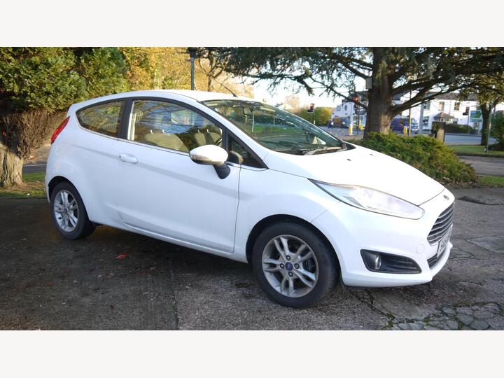Ford Fiesta 1.25 Zetec Euro 6 3dr Ford Fiesta 1.25 Zetec Euro 6 3dr