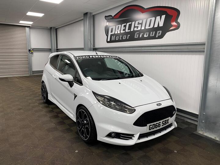 Ford Fiesta 1.6T EcoBoost ST-2 Euro 6 3dr
