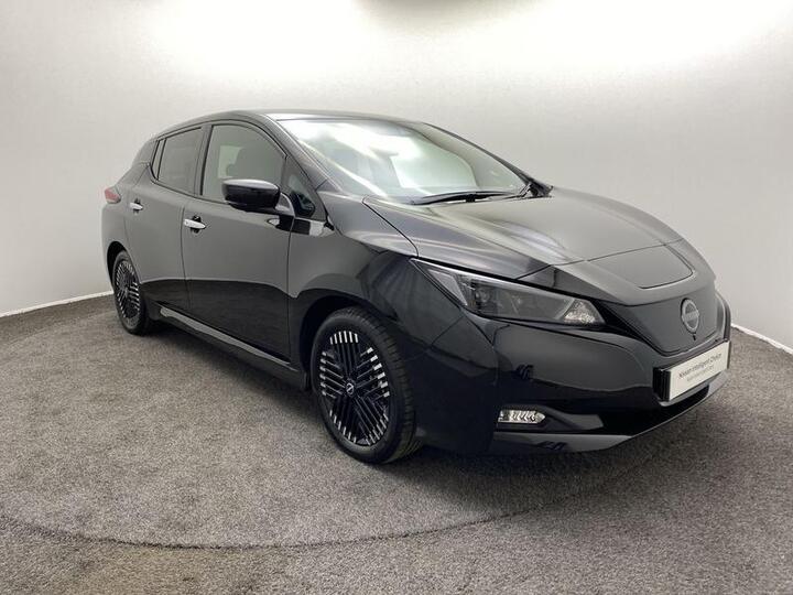 Nissan LEAF 39kWh Tekna Auto 5dr