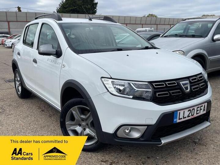 Dacia Sandero Stepway 0.9 TCe Essential Euro 6 (s/s) 5dr