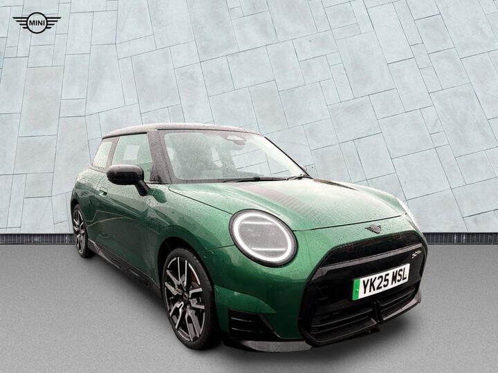 MINI Electric Cooper E 40.7kWh Sport Auto 3dr MINI Electric Cooper E 40.7kWh Sport Auto 3dr