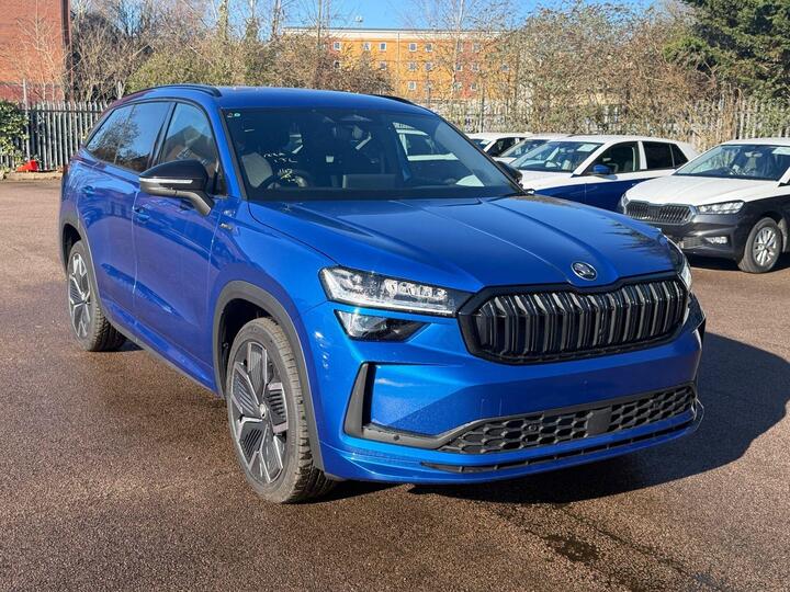 Skoda Kodiaq 1.5 TSI IV 25.7kWh SportLine DSG Euro 6 (s/s) 5dr (5 Seat)