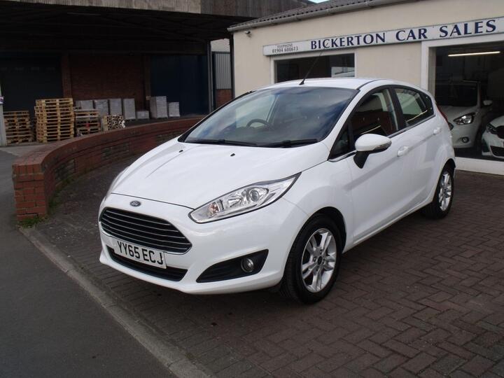 Ford Fiesta 1.25 Zetec Euro 6 5dr