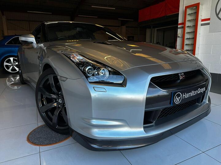 Nissan GT-R 3.8 V6 Black Edition Auto 4WD Euro 4 2dr