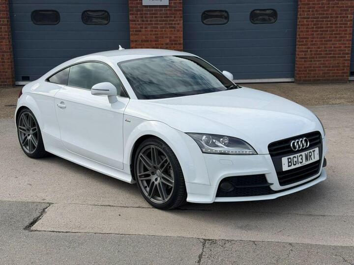 Audi TT 2.0 TFSI Black Edition Euro 5 (s/s) 3dr