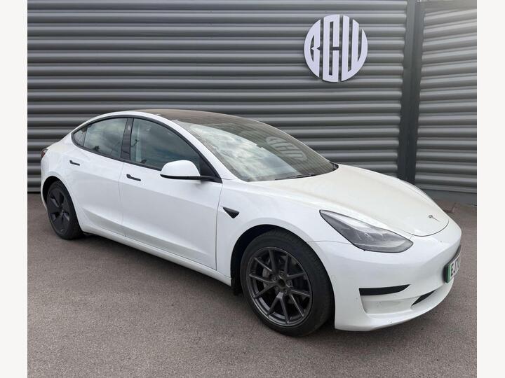 Tesla MODEL 3 Standard Range Plus Auto RWD 4dr