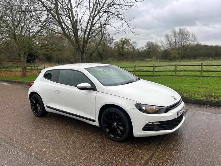 Volkswagen Scirocco 2.0 TDI BlueMotion Tech GT Euro 5 (s/s) 3dr (Leather, Nav)