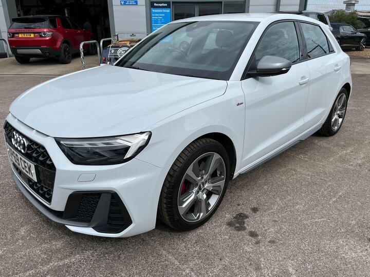 Audi A1 2.0 TFSI 40 S Line Competition Sportback S Tronic Euro 6 (s/s) 5dr