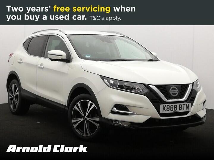 Nissan Qashqai 1.6 DCi N-Connecta XTRON Euro 6 (s/s) 5dr