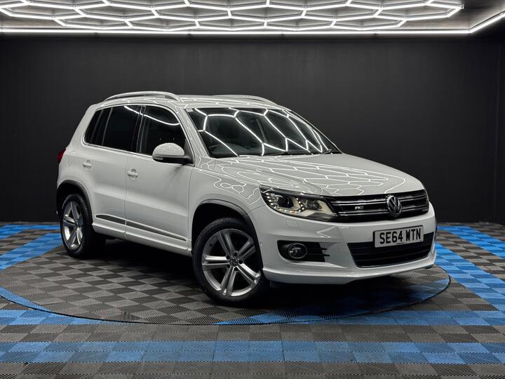 Volkswagen Tiguan 2.0 TDI BlueMotion Tech R-Line 4WD Euro 5 (s/s) 5dr (Nav)