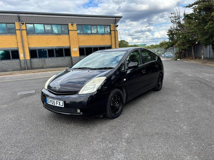 Toyota Prius 1.5 T4 CVT 5dr