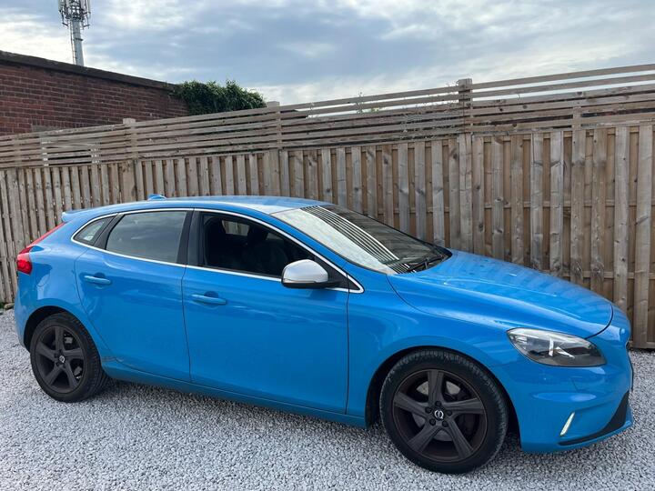 Volvo V40 2.0 D4 R-Design Lux Nav Auto Euro 6 (s/s) 5dr