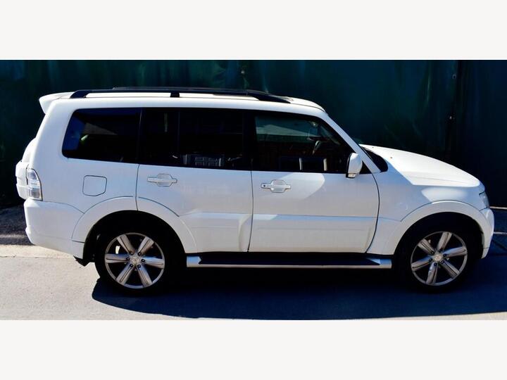 Mitsubishi Shogun 3.2 DI-DC SG4 Auto 4WD Euro 5 5dr LWB