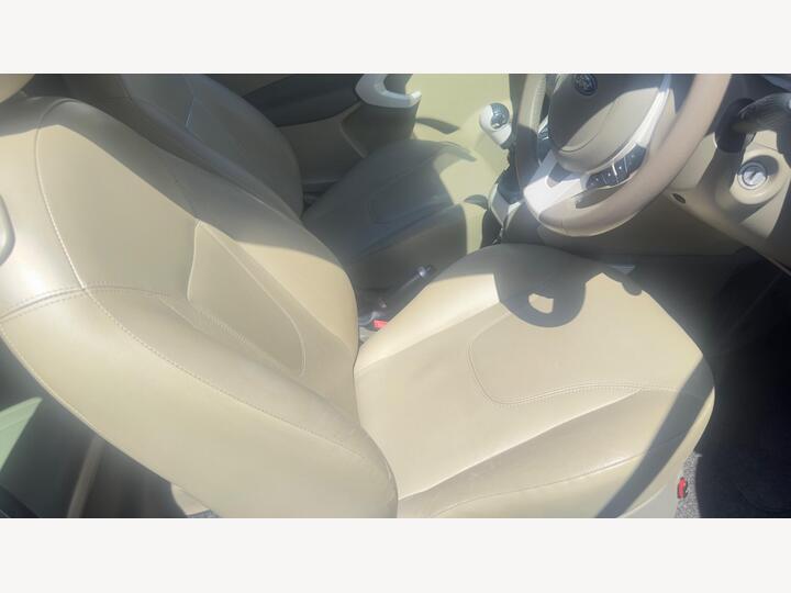 Ford Ka 1.2 Titanium Euro 5 3dr