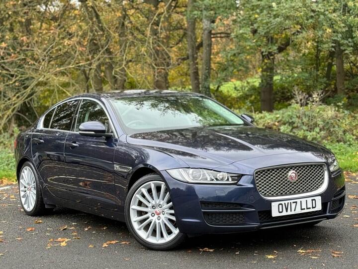 Jaguar XE 2.0d Portfolio Auto AWD Euro 6 (s/s) 4dr