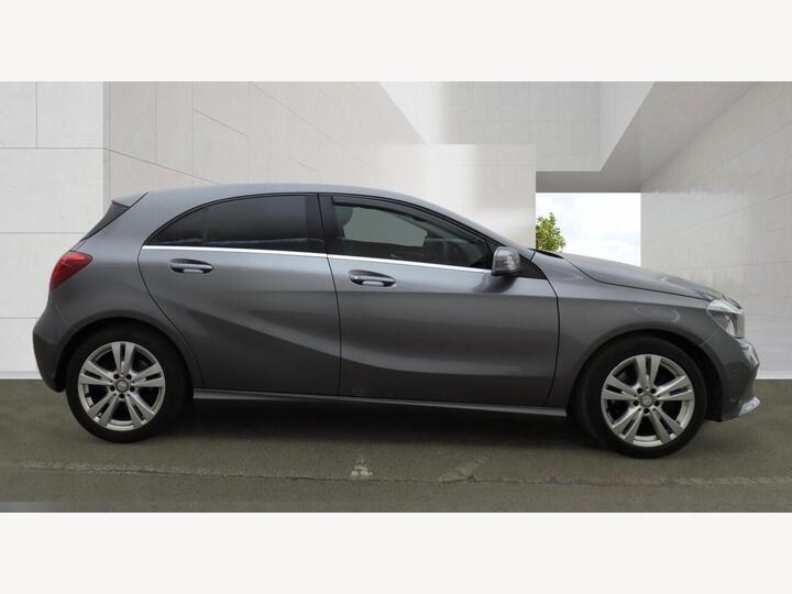 Mercedes-Benz A Class 1.6 A160 Sport (Executive) Euro 6 (s/s) 5dr