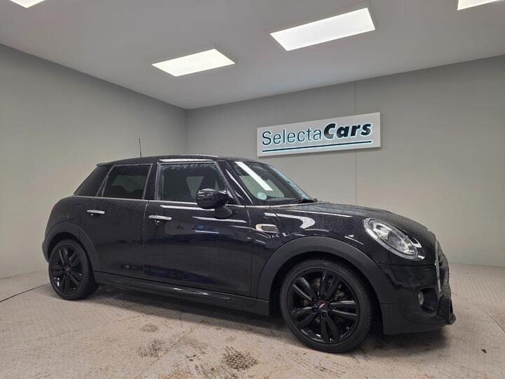 MINI HATCH 1.5 Cooper Sport Steptronic Euro 6 (s/s) 5dr